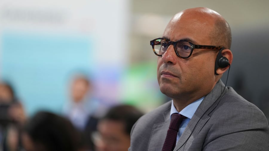 Petersberger Klimadialog: UN-Klimachef: Saubere Energie bietet Sicherheit