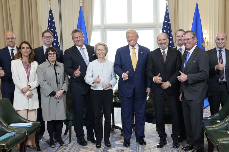 thumbs-up-trump-von-der-leyen-und-berate