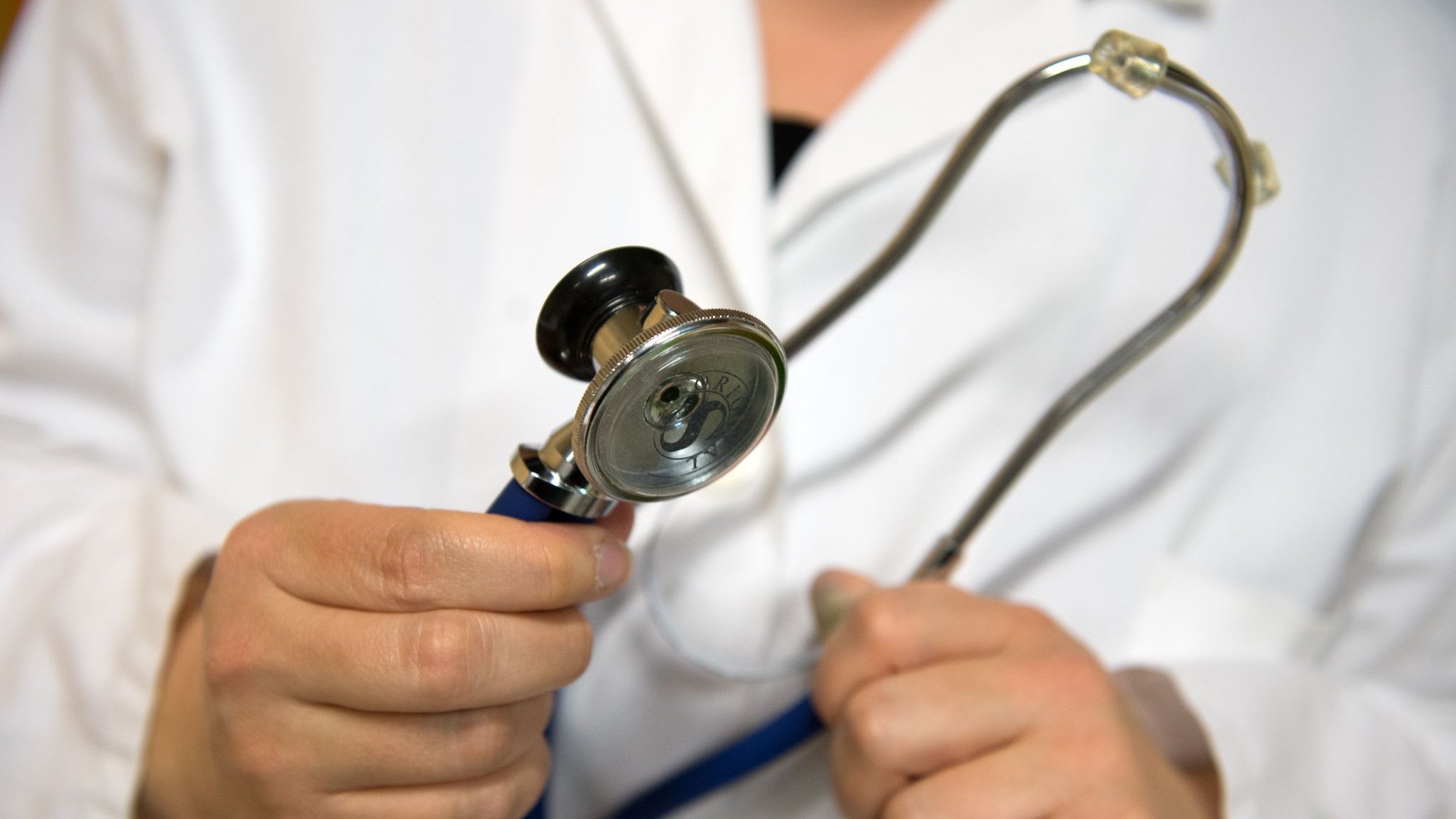 How doctors communicate can affect patients’ treatment and recovery
