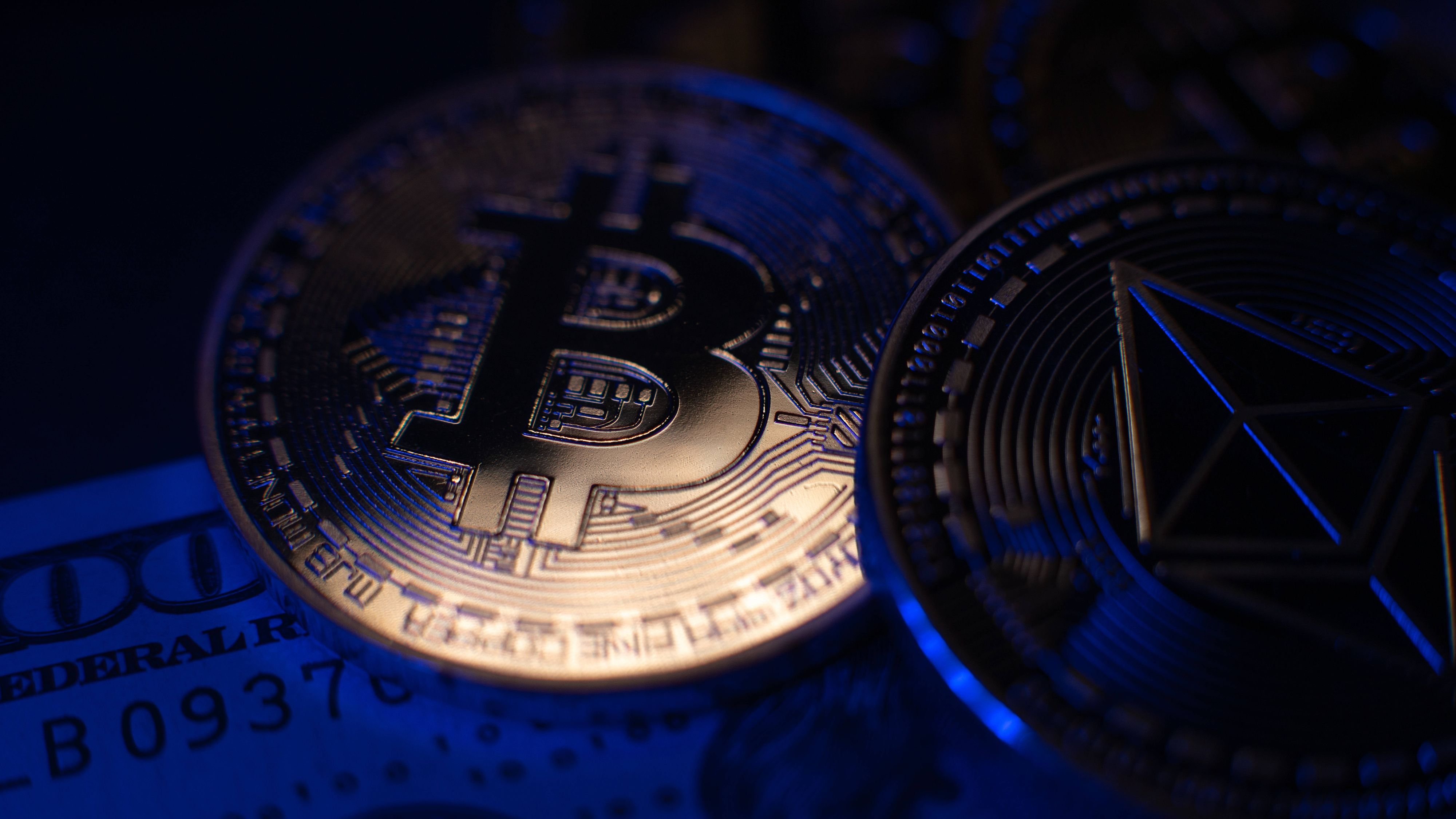 Kryptowährung: Bitcoin stabilisiert sich nach heftigen Turbulenzen