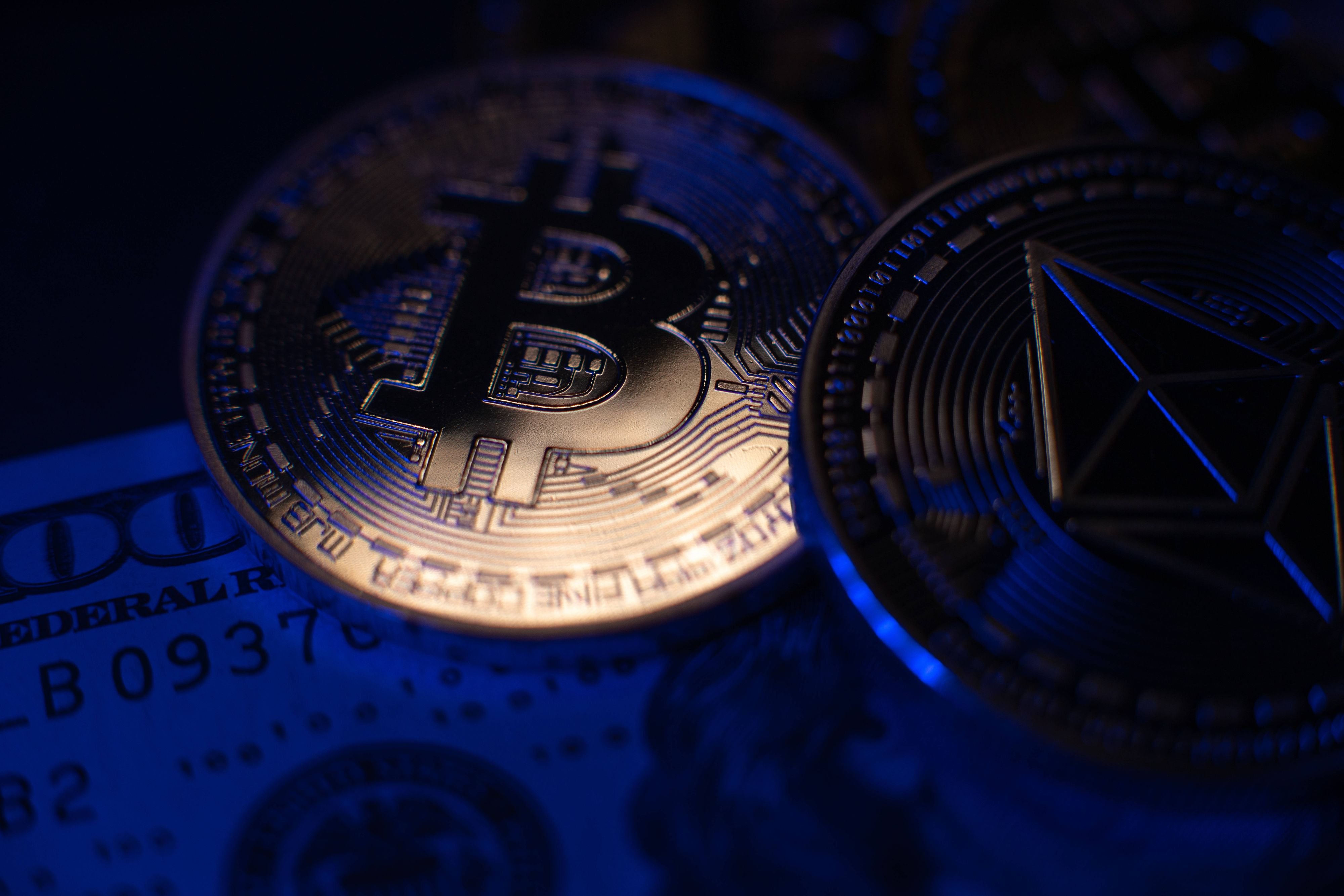 Bitcoin: Kryptowährung fällt unter 86.000 Dollar