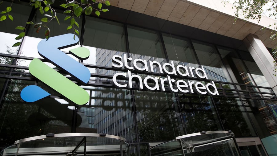 Bank: Standard Chartered streicht 7000 Stellen und setzt auf KI