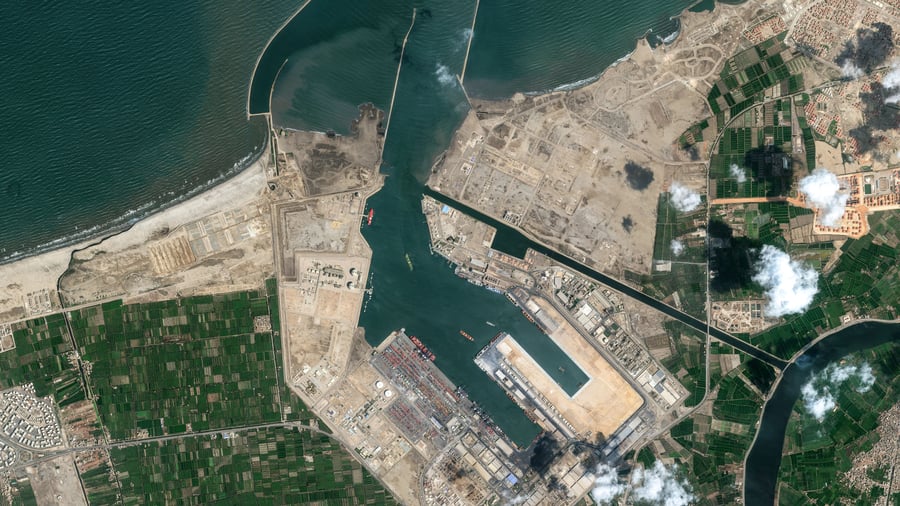 +++ Iran-Krieg +++: Drohne trifft US-Gastanker in ägyptischem Hafen