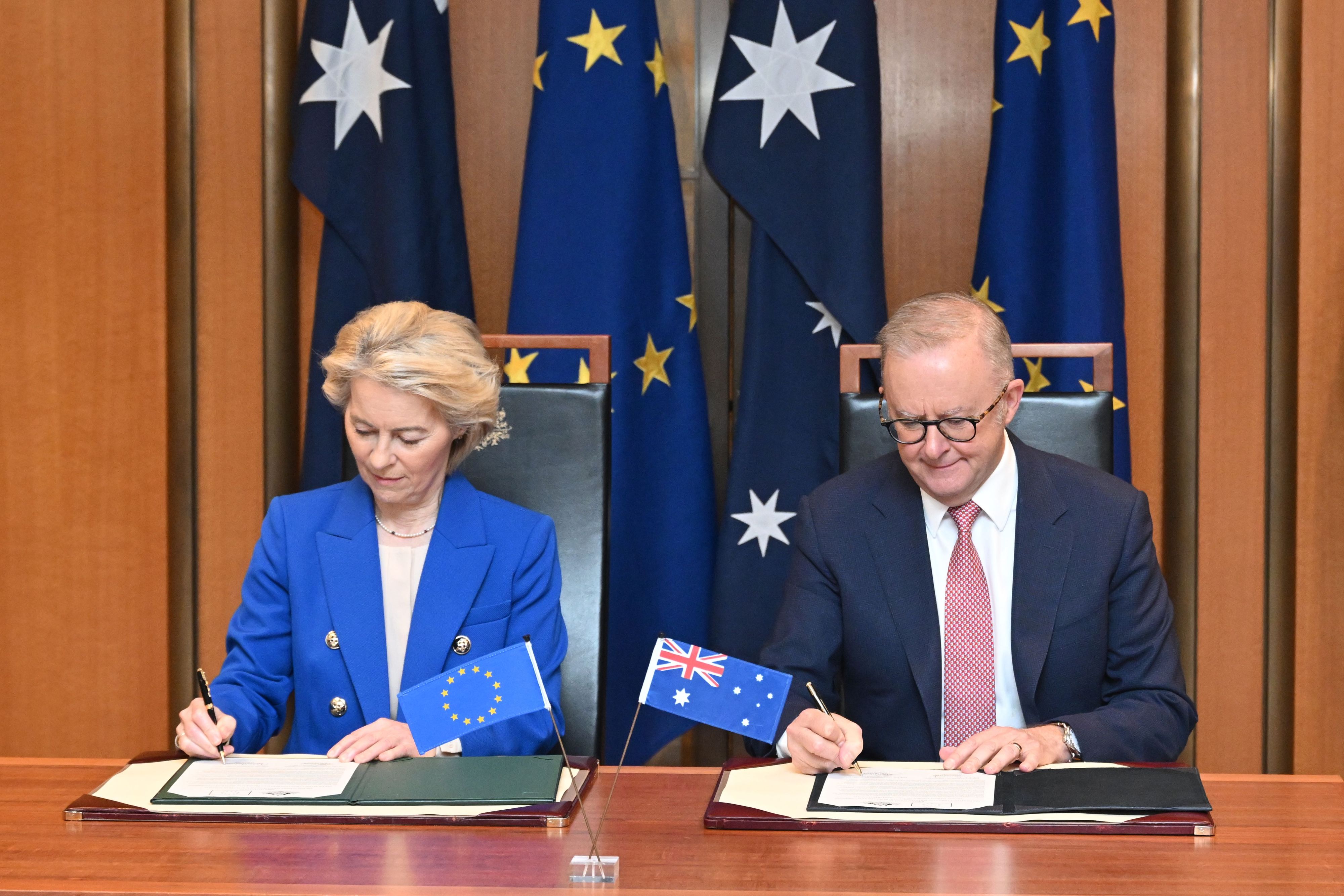 Ursula von der Leyen und Anthony Albanese in Canberra
