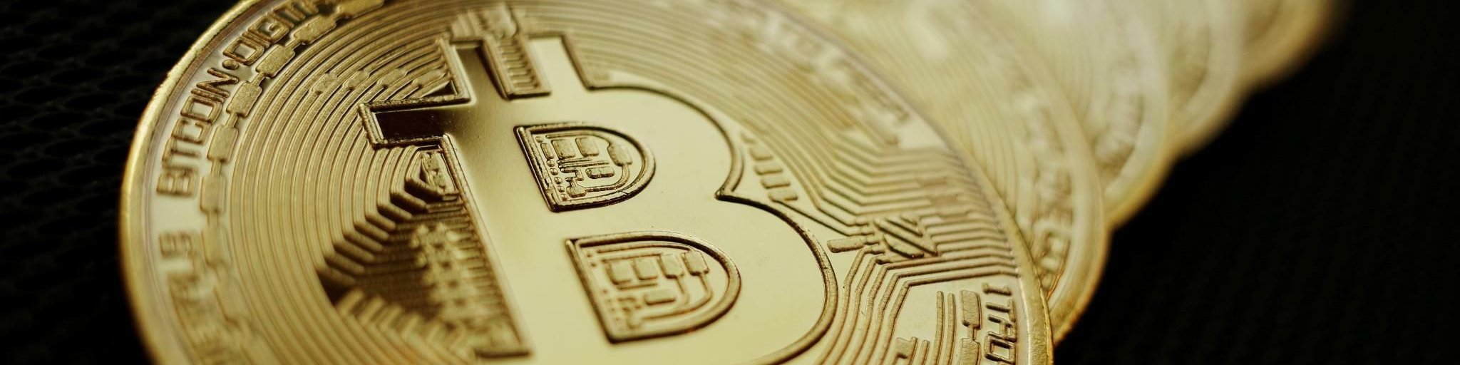 Bitcoin-Kurs: Preis eines Bitcoins fällt unter 30.000 Dollar