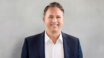 Sven Mulder Warburg Pincus holt SAP-Deutschlandchef zum Softwareanbieter Infoniqa Bei SAP verantwortete er ein wichtiges Geschäft: Mulder wird neuer Chef des Softwareherstellers Infoniqa. Dieser will kräftig im Mittelstand wachsen – auch mit Übernahmen.