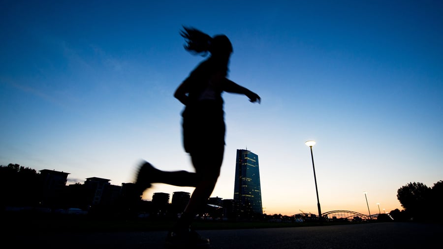 EZB-Challenge: So absurd will die EU Finanzwissen vermitteln