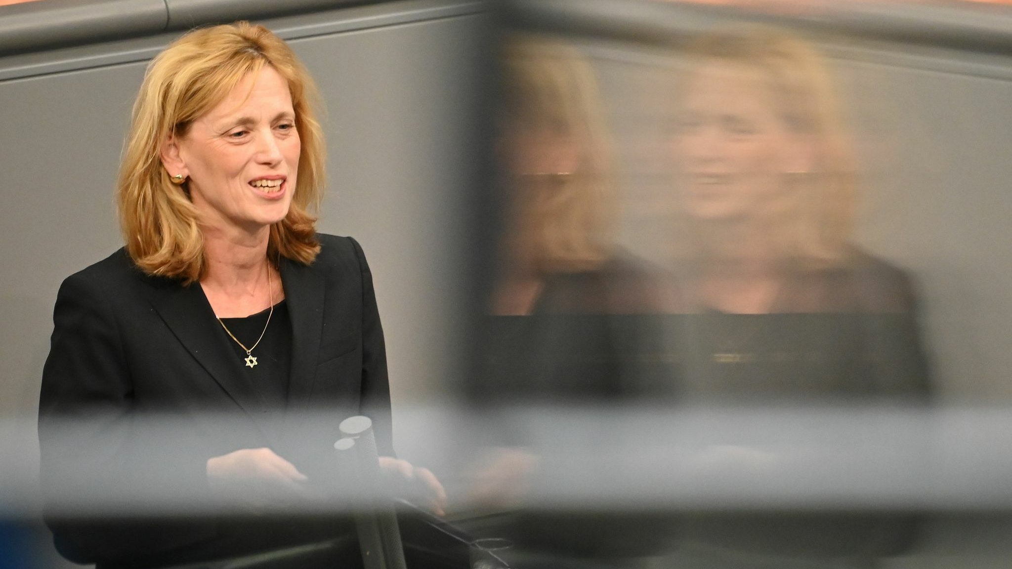 Arbeitsmarkt: Debatte &uuml;ber Ehegattensplitting belastet Koalition