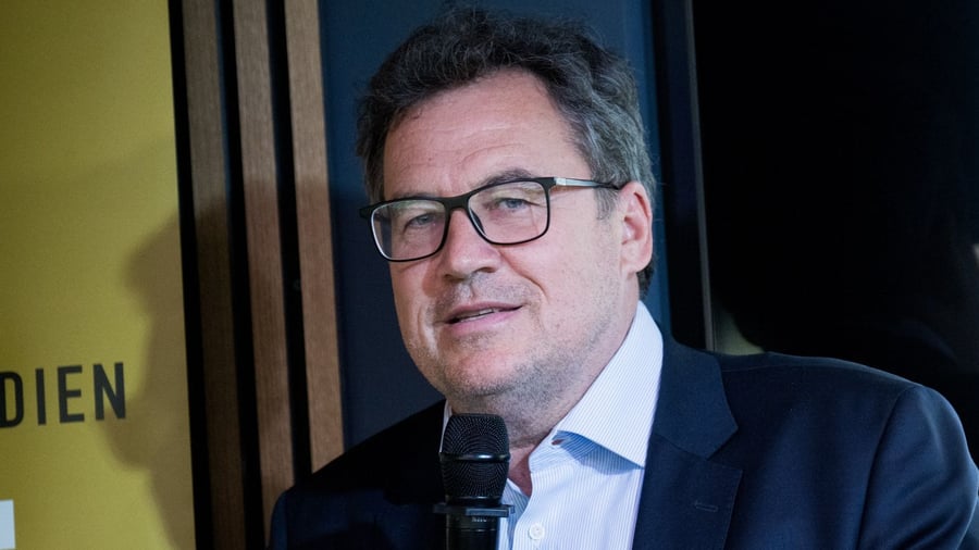 +++ Bundespolitik +++: Unions-Wirtschaftsflügel fordert Umsetzung der Reformen bis zum Winter
