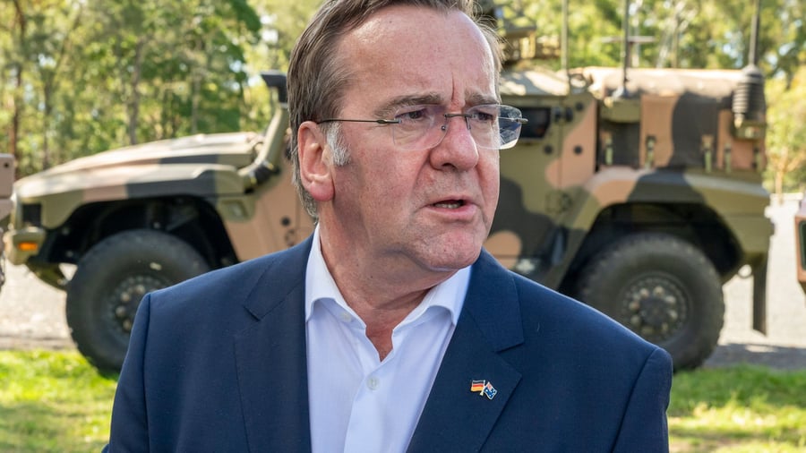 Neuer Wehrdienst: Pistorius: Längere Auslandsreise muss nicht angezeigt werden