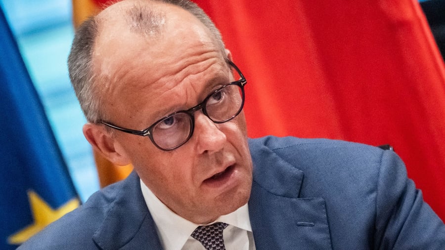 Geburtstagsfeier: Merz „zutiefst empört“ über Schröder bei Putin