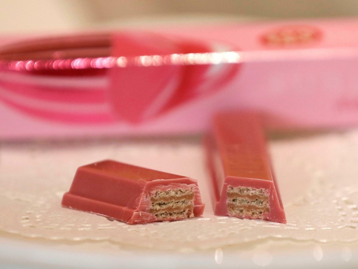 Nestl Warum KitKat nur bei Rewe rosa wird