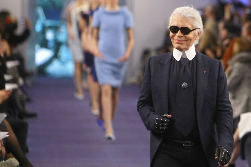 Karl Lagerfeld: Ein Blick hinter die Kulissen von Chanel
