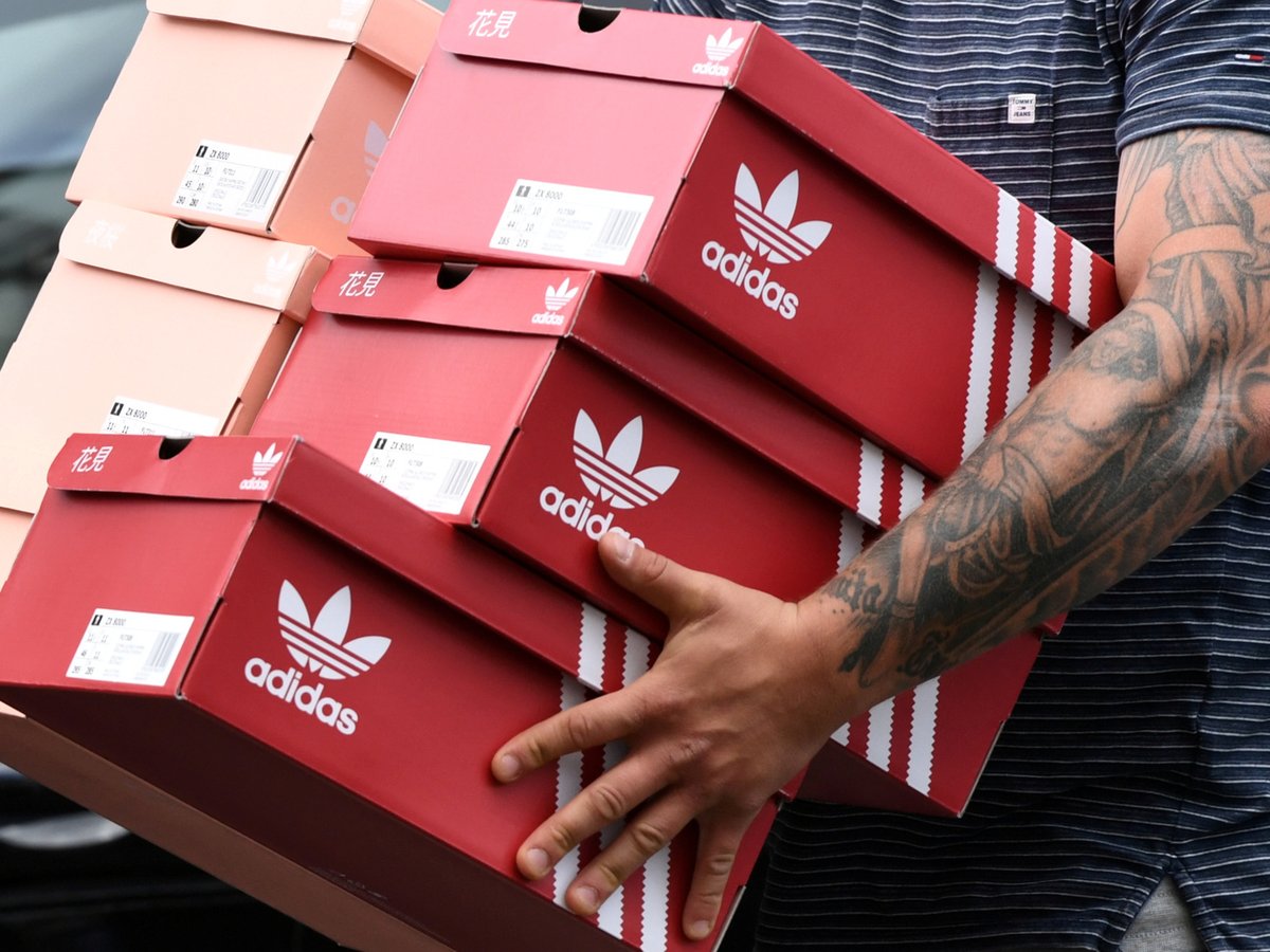 Adidas Aktie im Plus Gesch ft zieht wieder an