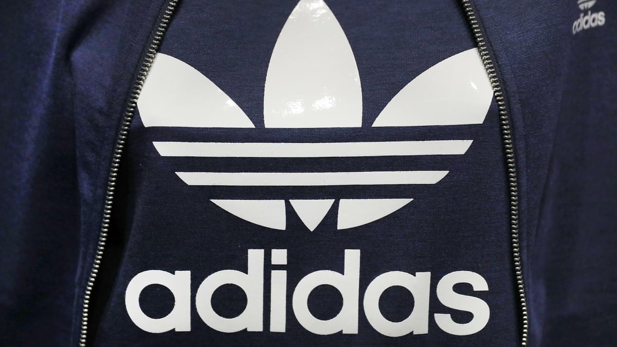 Adidas Aktie Adidas zahlt fur 2020 wieder Dividende