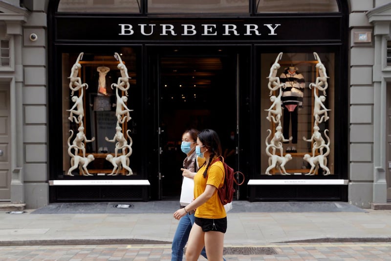 Burberry versace hot sale