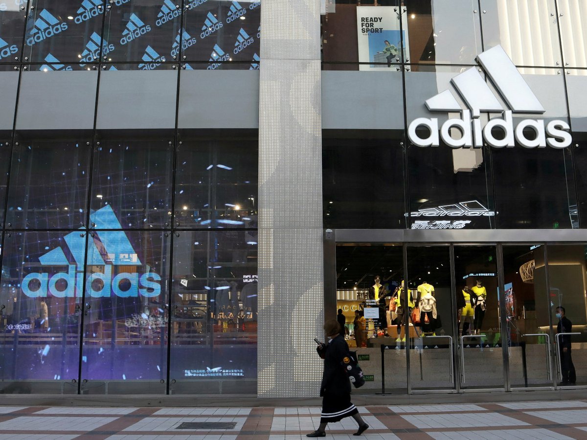 Adidas schüttet 1,5 Milliarden Euro aus Reebok-Verkauf aus