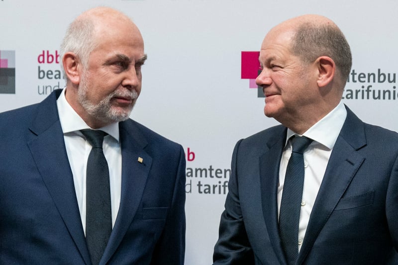 Öffentlicher Dienst 360.000 offene Stellen