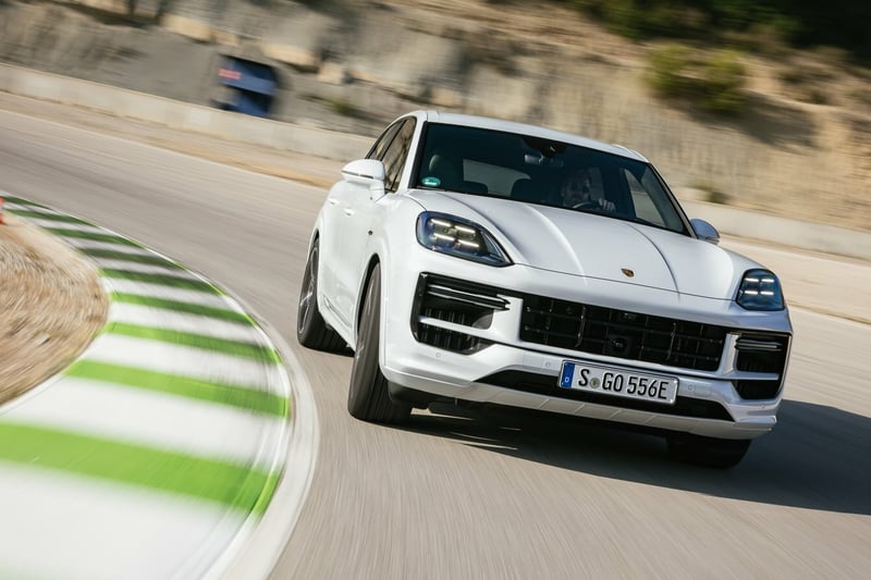 Porsche Cayenne E-Performance im Test: Groß, stark und teuer wie nie