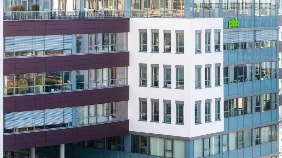 Banken: Deutsche Pfandbriefbank senkt ihre Ziele für das Gesamtjahr – Aktie im Minus