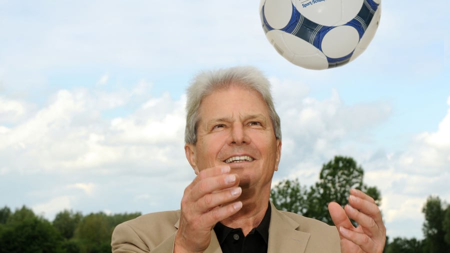 Fußball: Dietmar Hopp will „ein McKinsey für die Dorfvereine“ schaffen