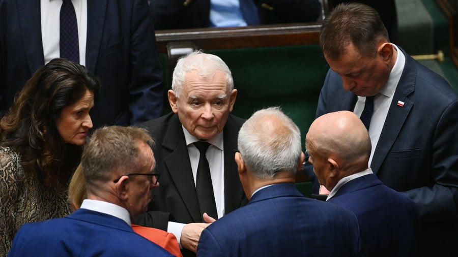 Polen: Das Ende der Ära Kaczynski: Die Macht des polnischen Schattenherrschers schwindet