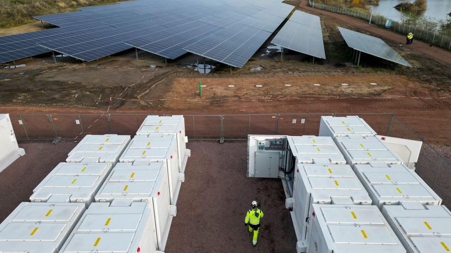 Stromversorgung: Immer mehr Batteriespeicher gebaut