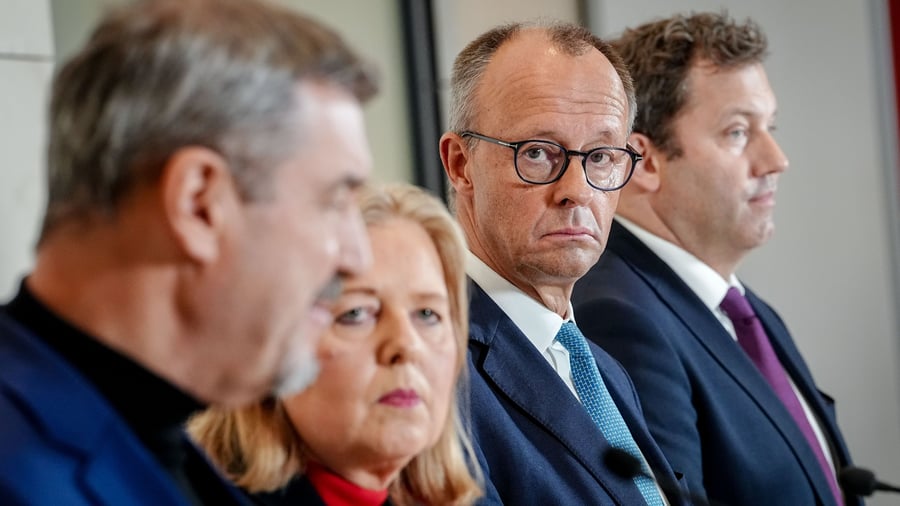 Finanzen: Soli fällt weg, Spitzensteuersatz greift später – Unionspolitiker legen Steuerkonzept vor