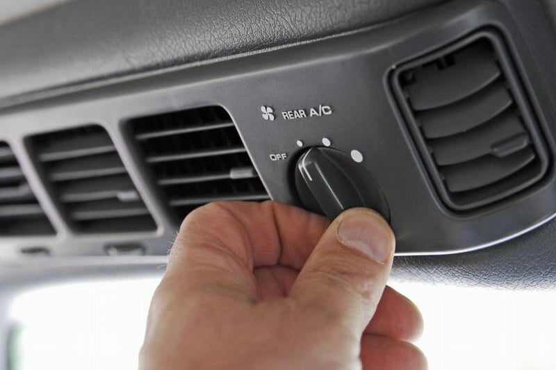 Auto-Technik Ratgeber: So kühlt die Klimaanlage optimal