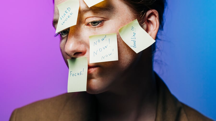 Hochfunktionale Depression: Nach außen leistungsfähig, doch „innerlich wie abgestorben“