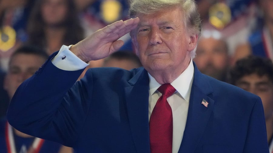 Streit um Meerenge: Trump: Straße von Hormus gehört uns - Neue Warnung an Iran