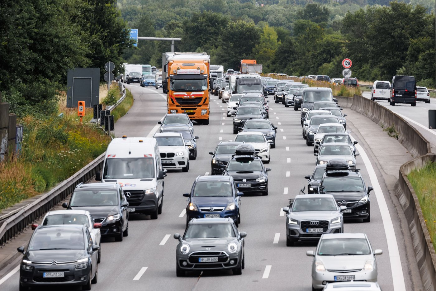 Dienstwagensteuer wollen höhere Steuer auf VerbrennerDienstwagen