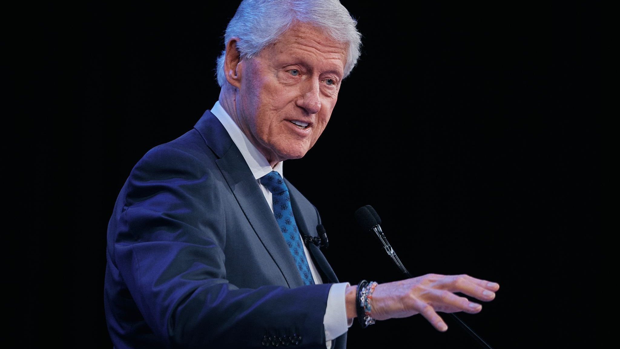 Sex offender affair: Spokesman: Clinton knew nothing about the crimes in ...