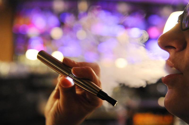 vapes spanien Ab 2027 Verbot von Einweg E-Zigaretten main image 0