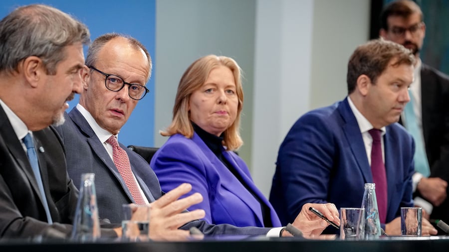 Kommentar : Schwarz-rot: Trickreich bei Schulden, träge beim Sparen