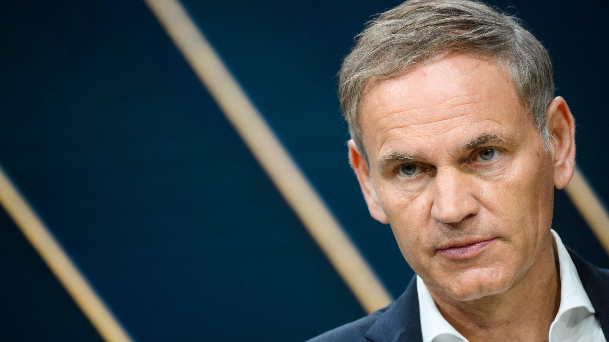 Autoindustrie: VW und Stellantis fordern &bdquo;Made in Europe&ldquo;-Strategie