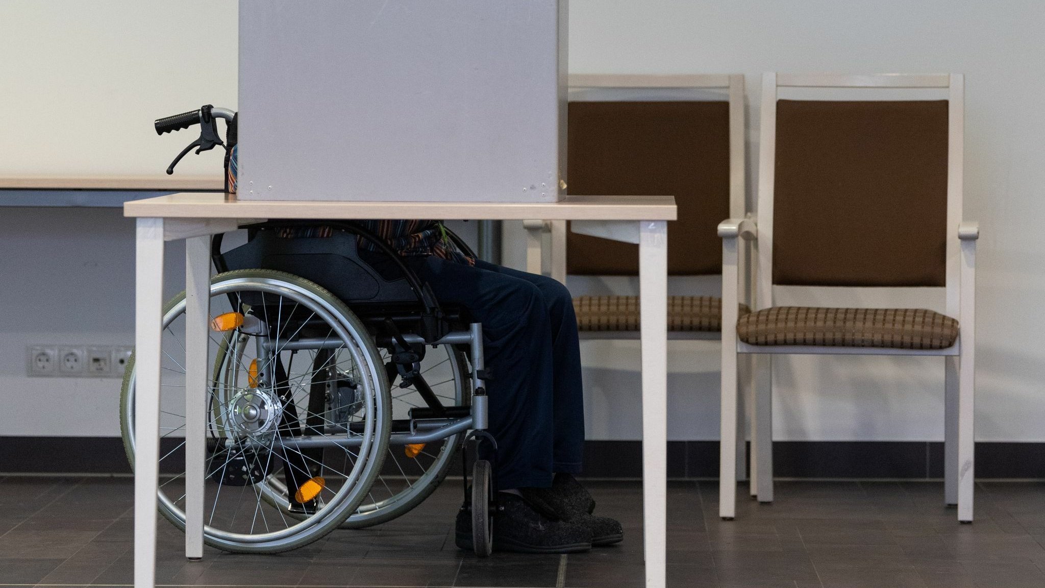 Stimmabgabe trotz Behinderung: Wählen mit Handicap: Diese Hilfen gibt ...