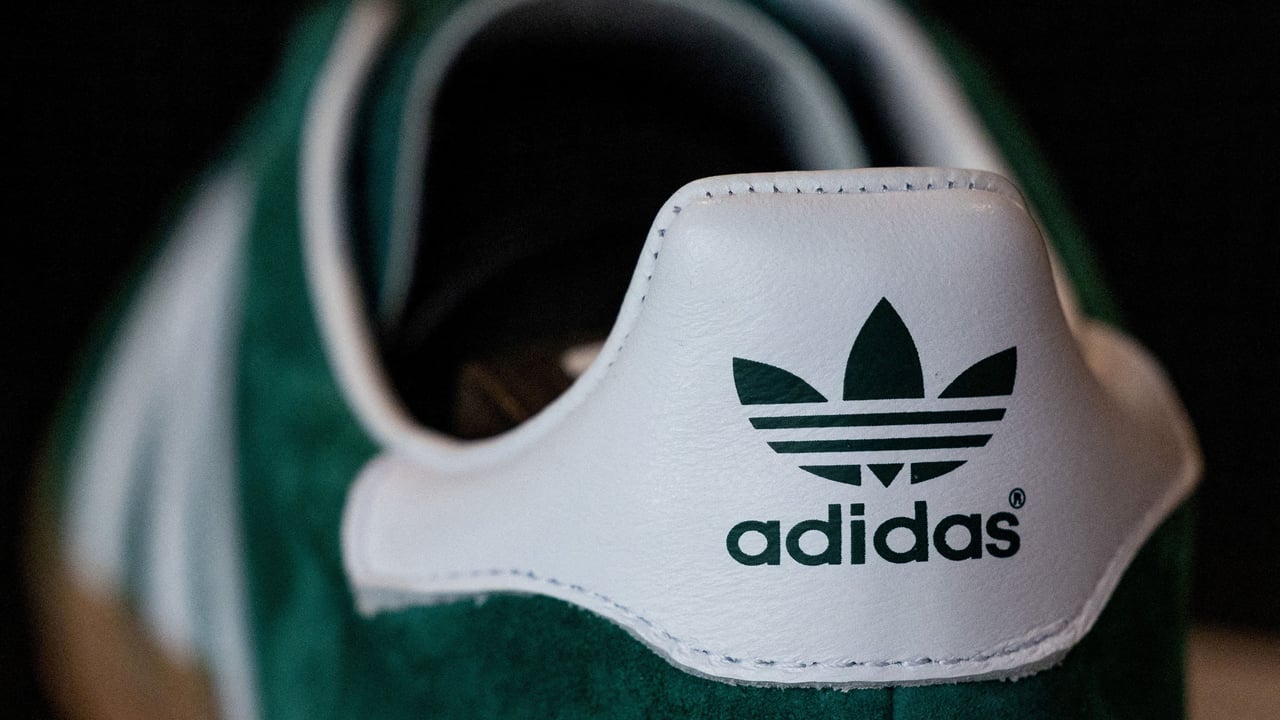Quartalszahlen: Adidas erzielt Rekordergebnisse und hebt Gewinnprognose an