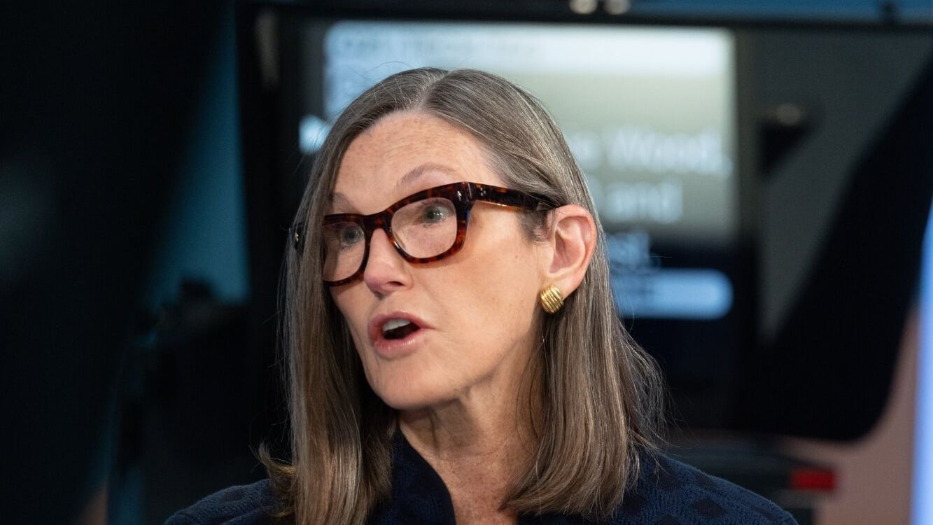 Ark Invest: Cathie Wood kauft für 400 Millionen neue Aktien – Drei Dinge fallen auf