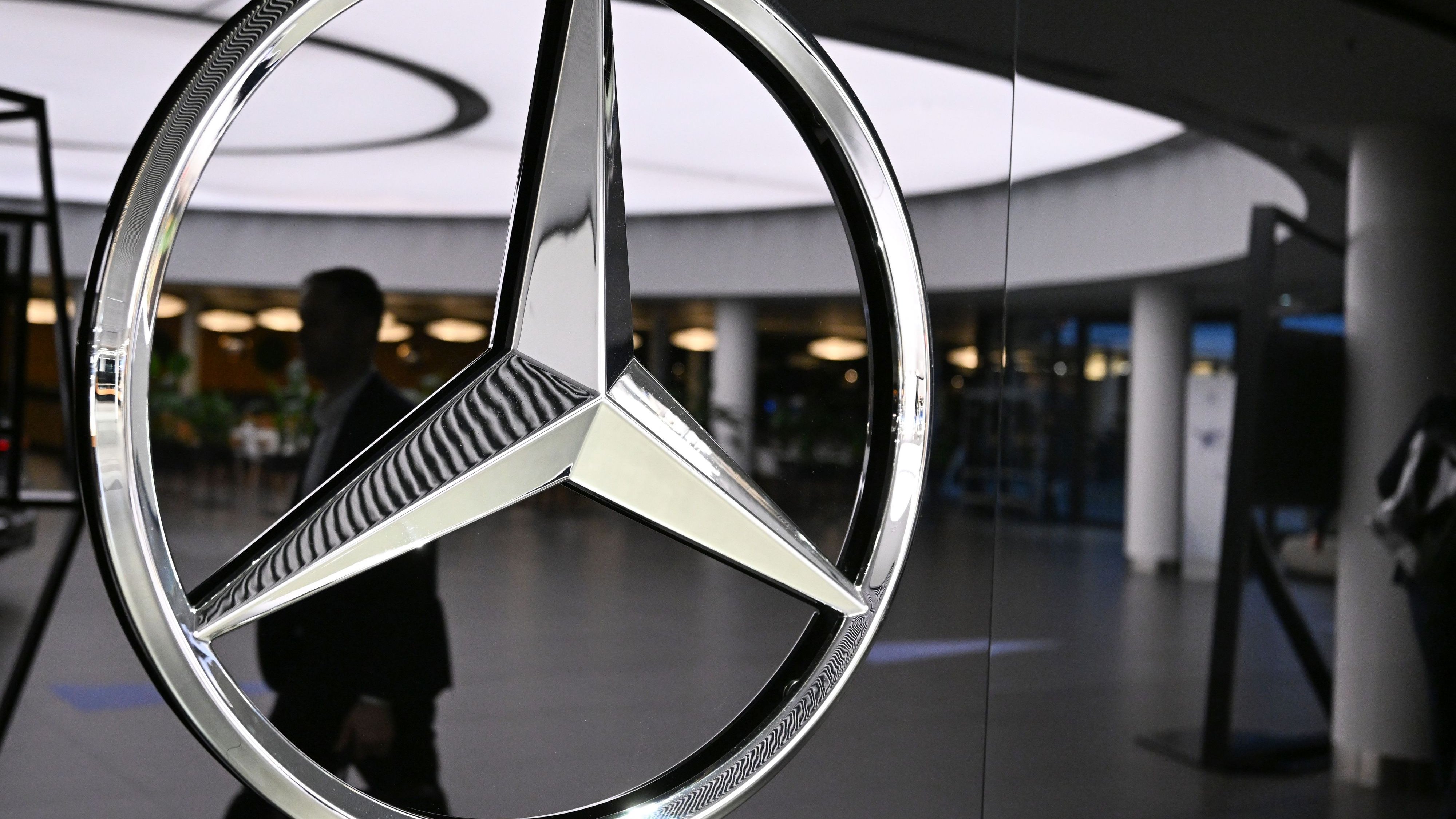 Autobauer: 5500 Besch&auml;ftigte sollen Mercedes mit Abfindung verlassen haben