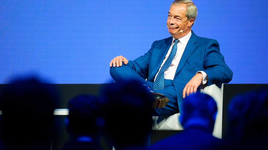 Großbritannien : Das Trump-Rezept – Nigel Farage umwirbt die Krypto-Branche