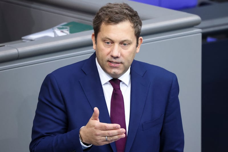 Lars Klingbeil: Finanzminister will deutschen Stahl bei Staatsaufträgen bevorzugen