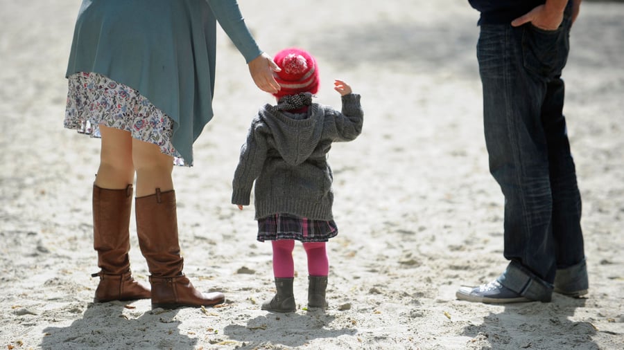 Vermögensaufbau: Kinderdepot ab der Geburt: Österreichs Koalition streitet über millionenschweres Reformvorhaben