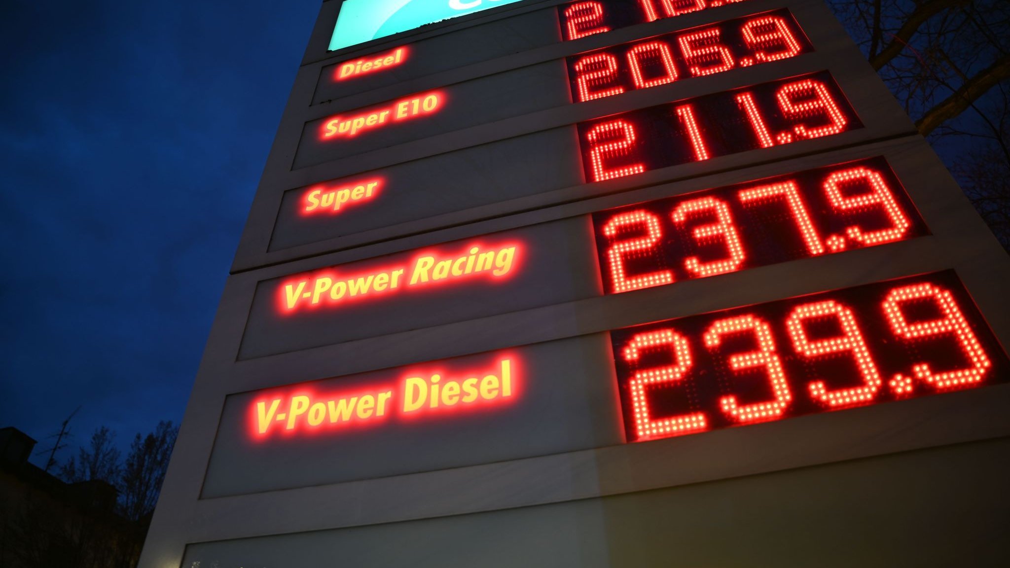 Spritpreise: Bundesregierung bringt Spritpreis-Gesetz auf den Weg