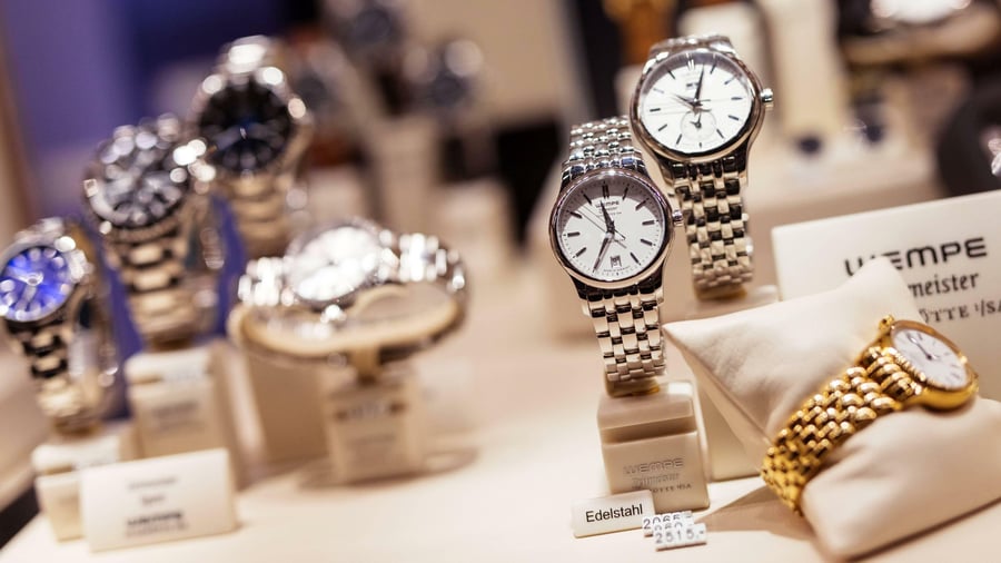 Geldanlage: Fürs Handgelenk und fürs Portfolio: Diese Luxusuhren empfehlen Experten