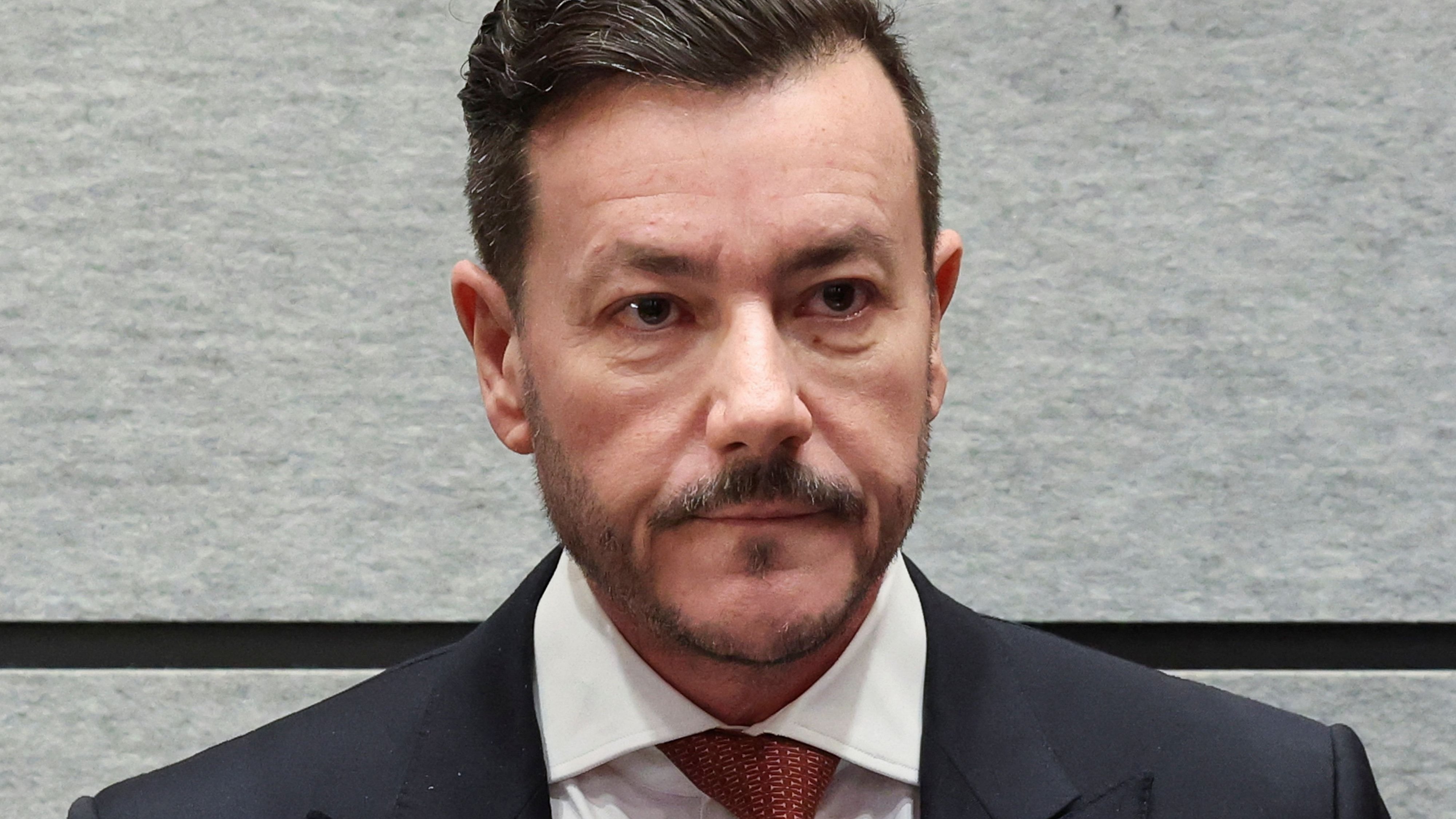 Signa Holding: Deka intends to acquire Benko's former luxury hotel in ...
