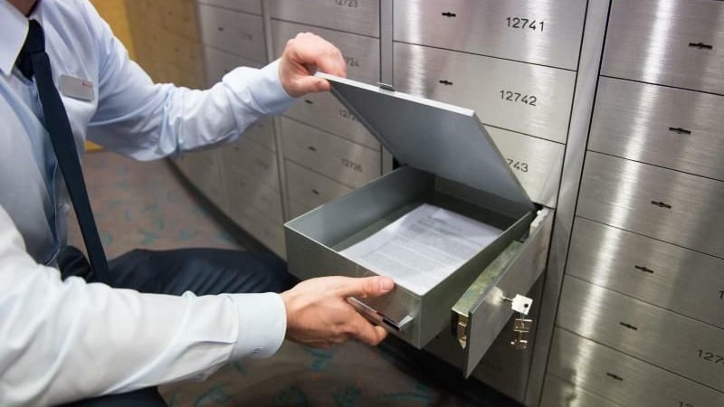 Sparkassen-Einbruch: Nach Tresor-Einbruch sind Schließfach-Versicherungen stark gefragt