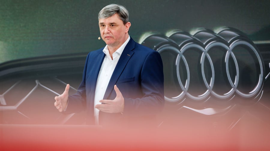 Autobauer: Audi kappt Prognose – Finanzchef pocht auf Einsparungen