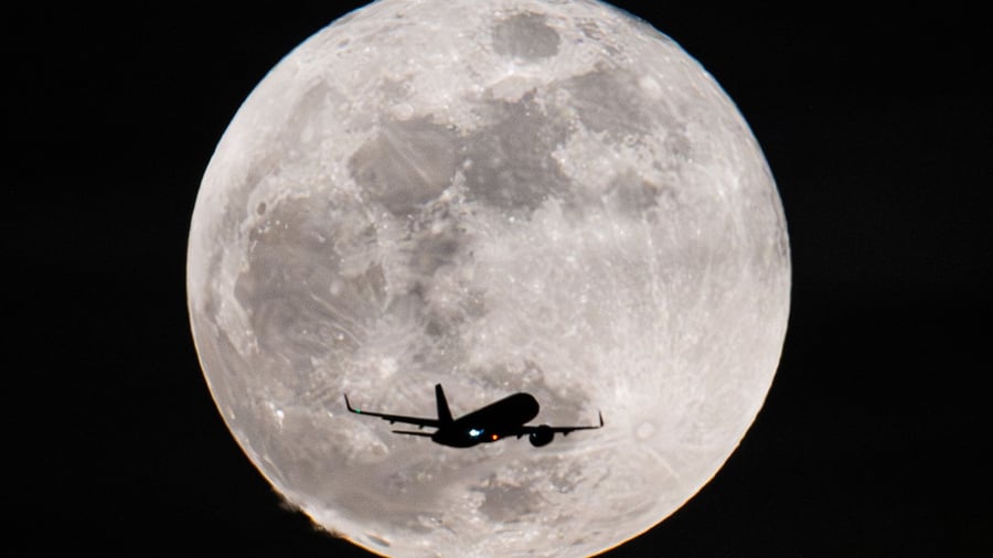 Billiger abheben: 7 Tipps: So sparen Sie bei Flugtickets