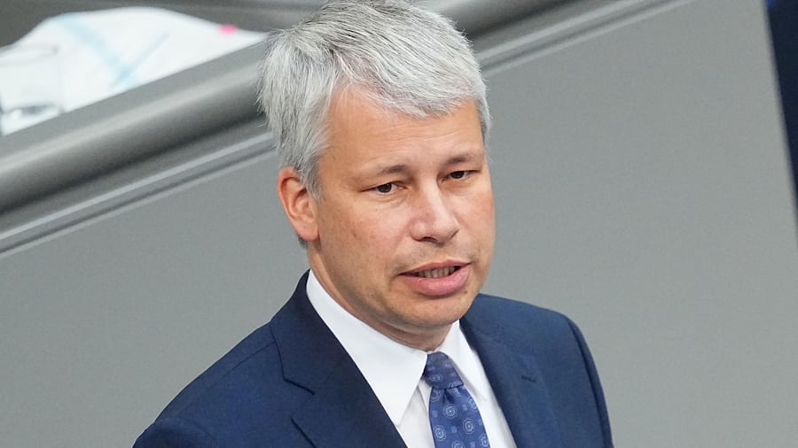 AfD: Koalition erwägt schärfere Regeln gegen AfD-Vetternwirtschaft im Parlament